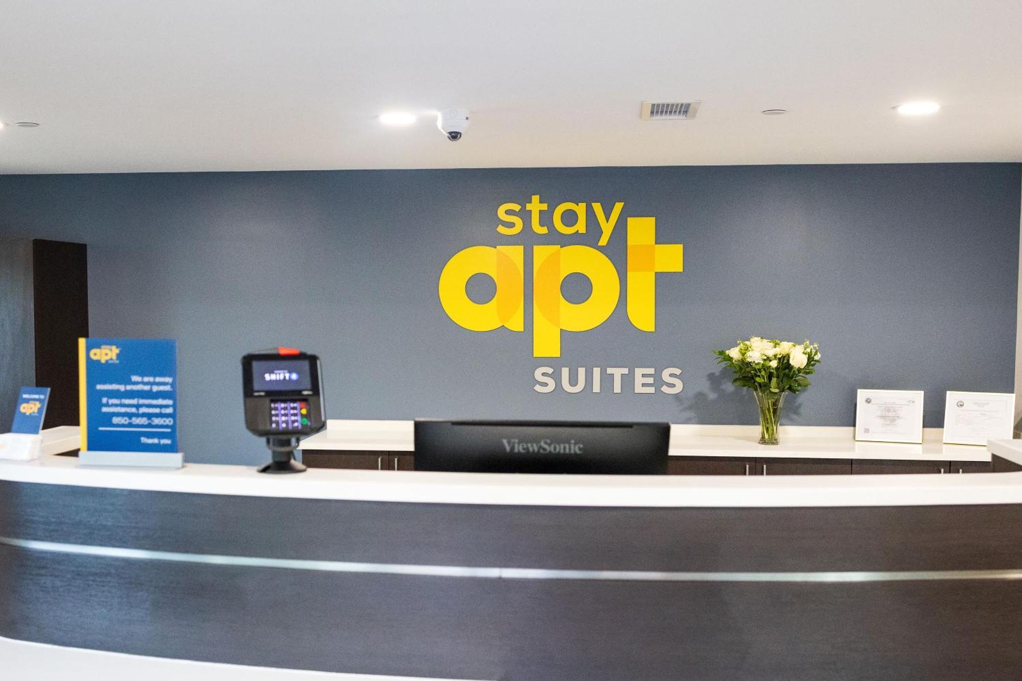 Stayapt Suites San Antonio-Randolph Live Oak ภายนอก รูปภาพ
